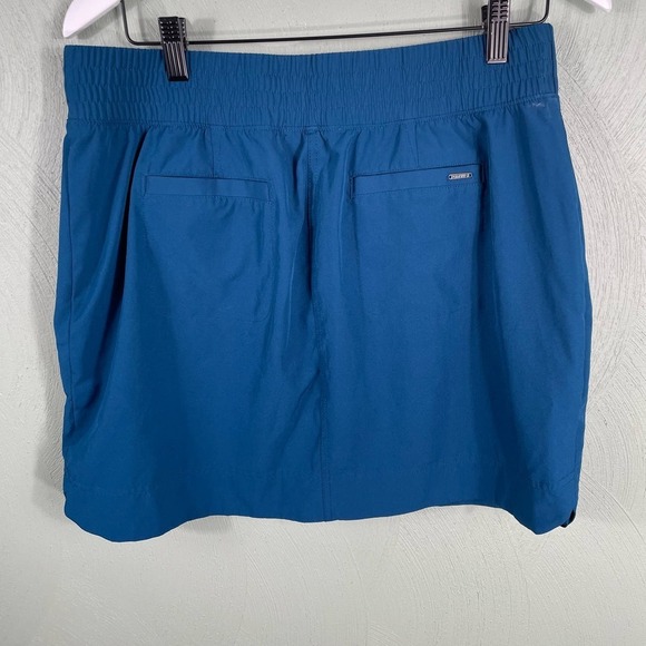 Orvis Women's Lightweight and Moisture Wicking Skort Blue Size Medium - Picture 6 of 6